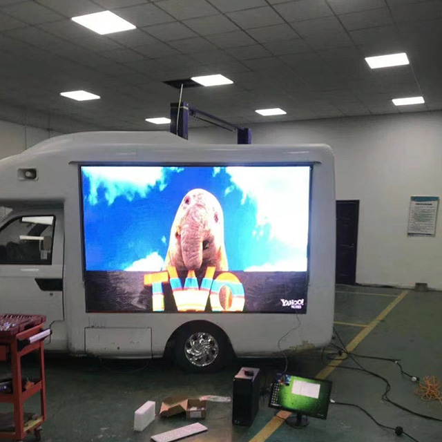 M&agrave;n h&igrave;nh hiển thị xe LED